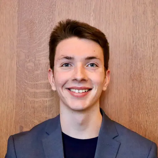 Headshot of Nathan Fredericks